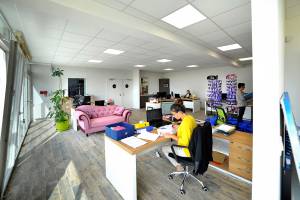 BATIMENT DE STOCKAGE
