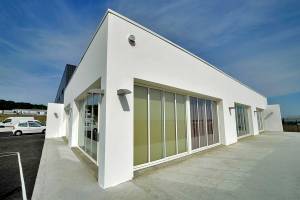 BATIMENT DE STOCKAGE
